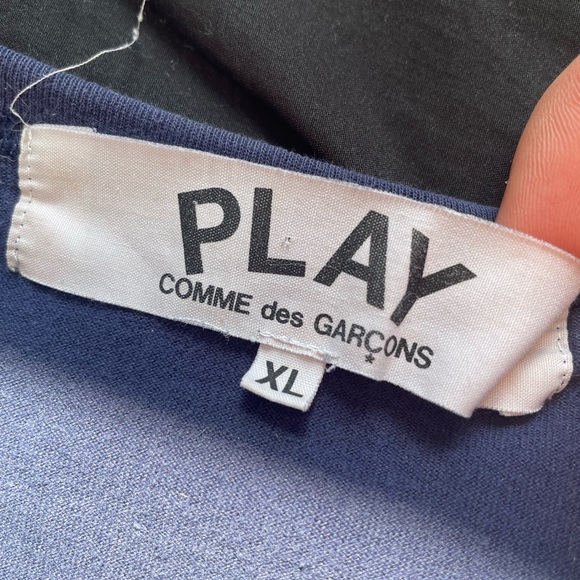 Comme Des Garçon PLAY Navy Blue Gold Heart Size XL - Picture 4 of 5